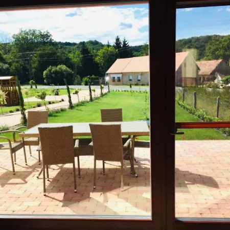 Vendvidéki Pihenőházak Apartman *