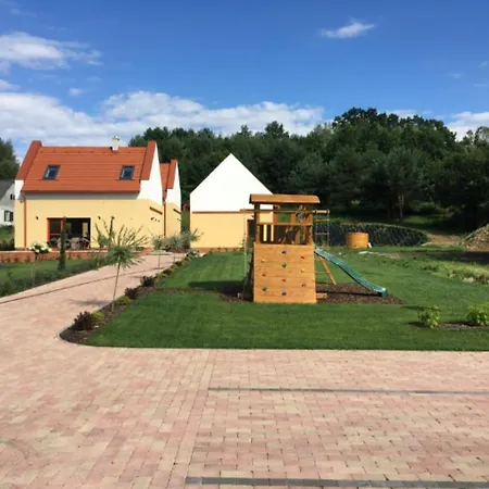 Vendvidéki Pihenőházak * Felsőszölnök
