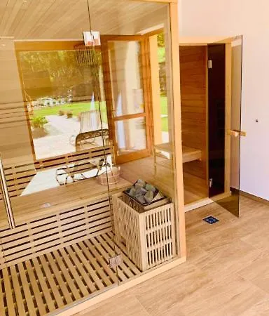 Vendvideki Pihenohazak Apartment Felsoszolnok